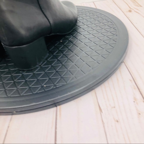 J. Adams Women’s black ankle boots Side zip Size 8 - Picture 4 of 10